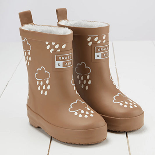 Fudge Brown Colour-Changing Kids Winter Wellies | Grass and Air